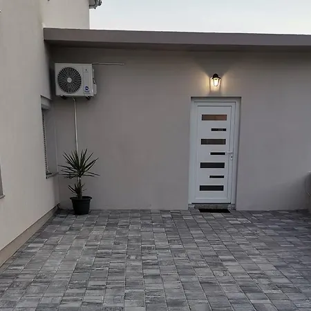 Appartement S *