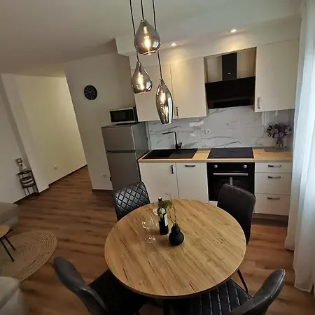 S Appartement Bibinje